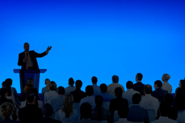 Pourquoi les conférences inspirantes jouent un rôle clé dans la performance des entreprises